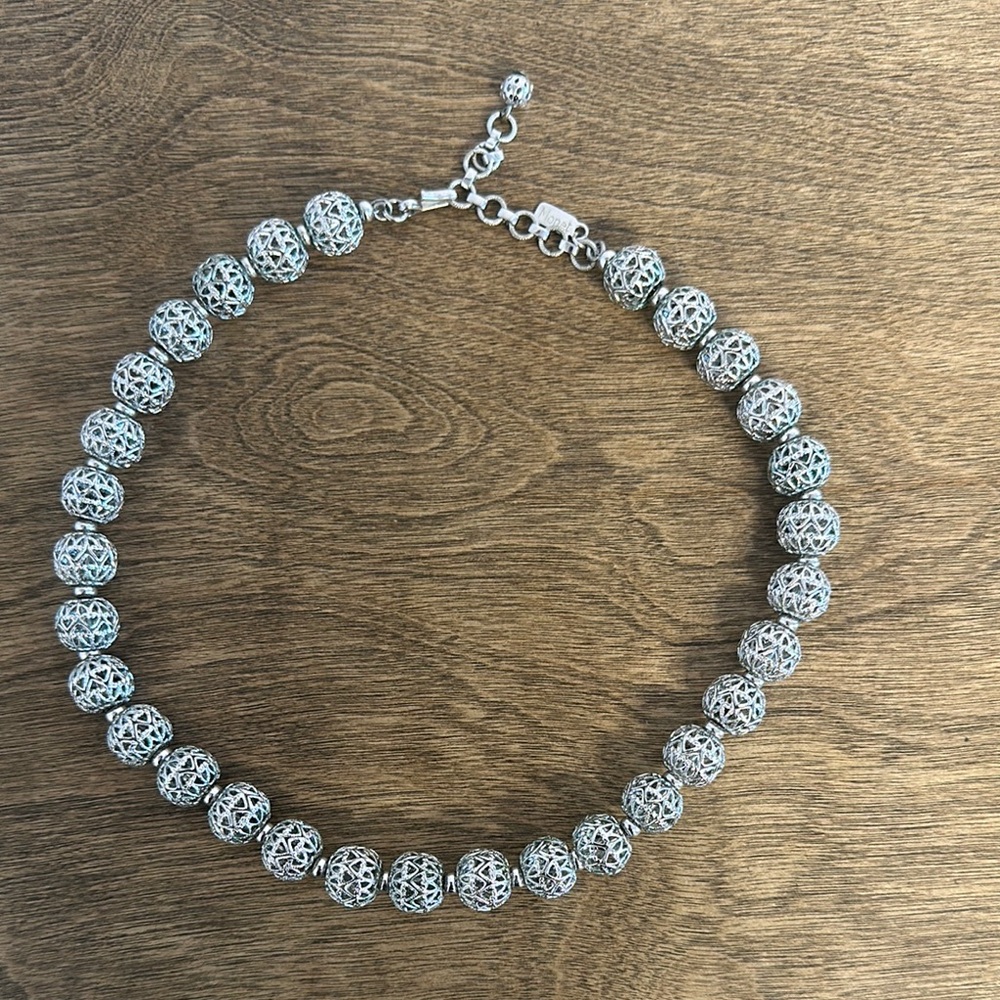 Elegant‎ Silver Filigree Necklace
